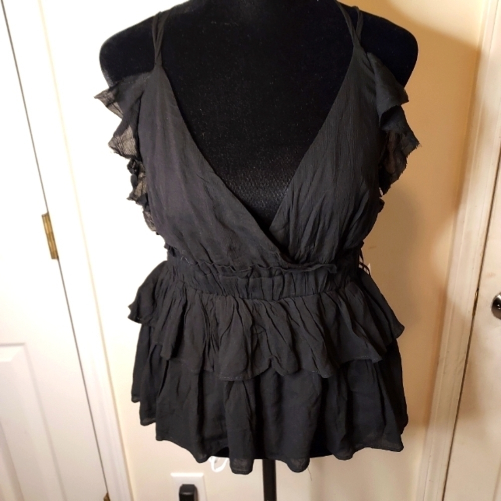 Lizard Thicket black top